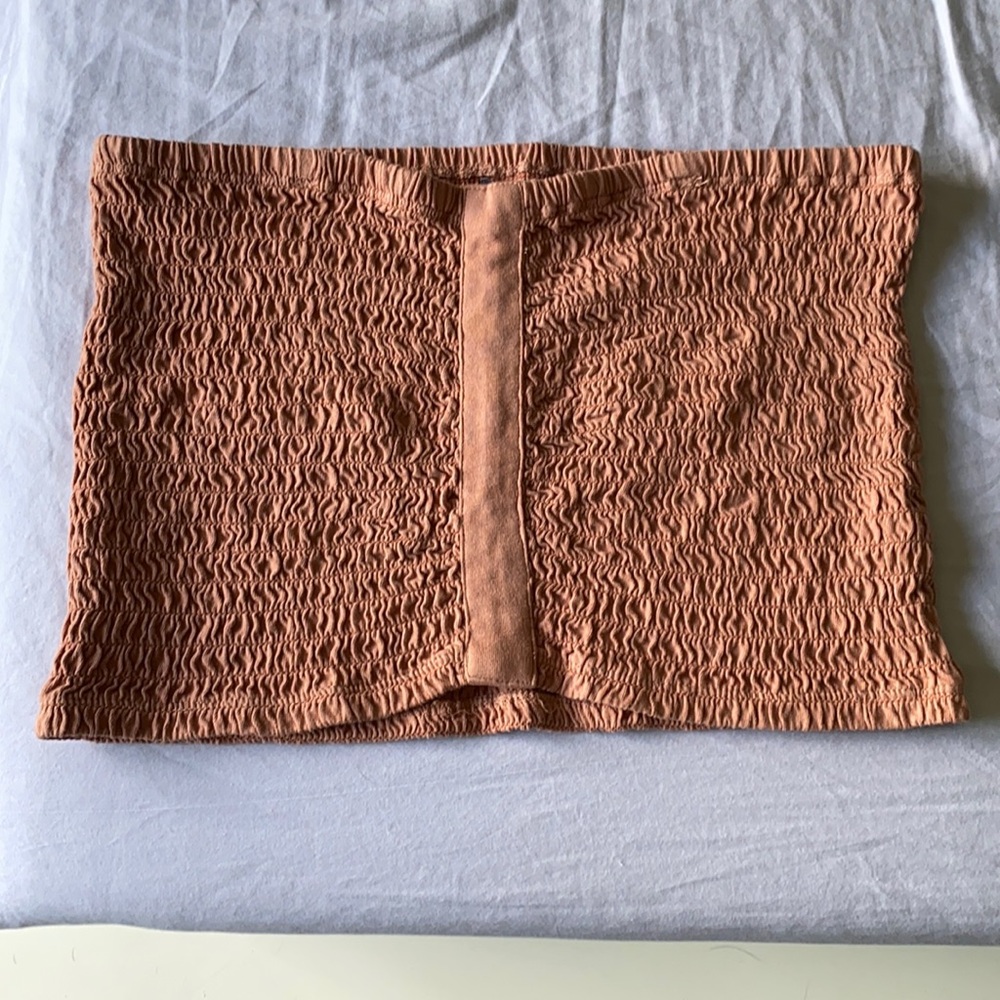 American Eagle Cropped Ruched Strapless Top